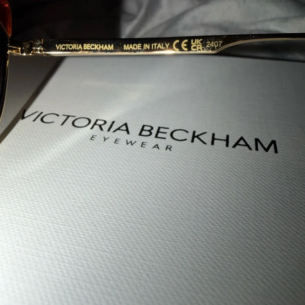 Victoria Beckham NWT Aviator Sunglasses - Picture 7 of 8